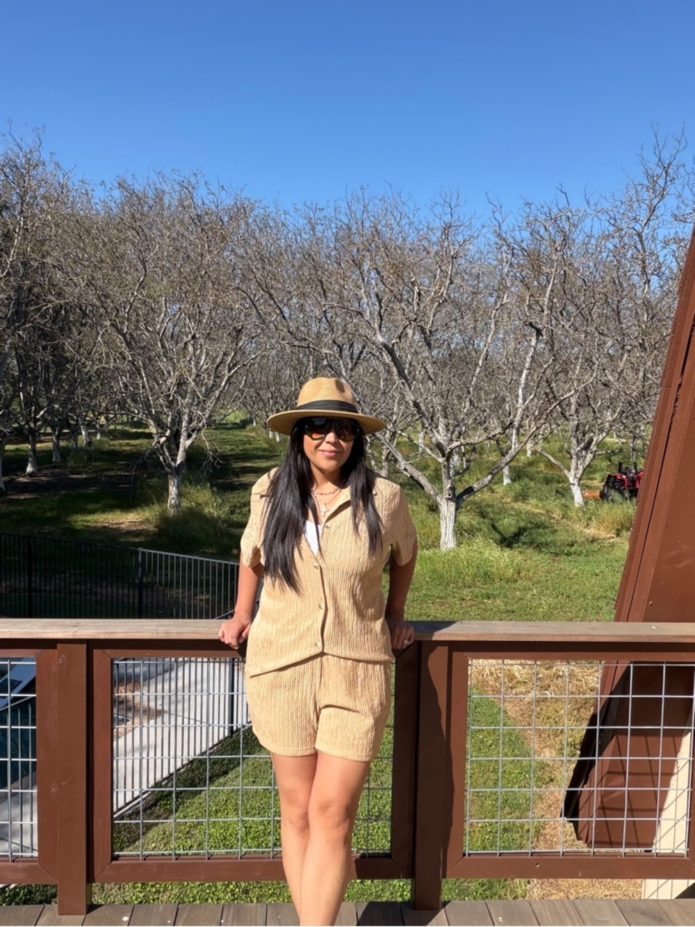Women's Beige Short Set with Hat - Casual Summer Outfit